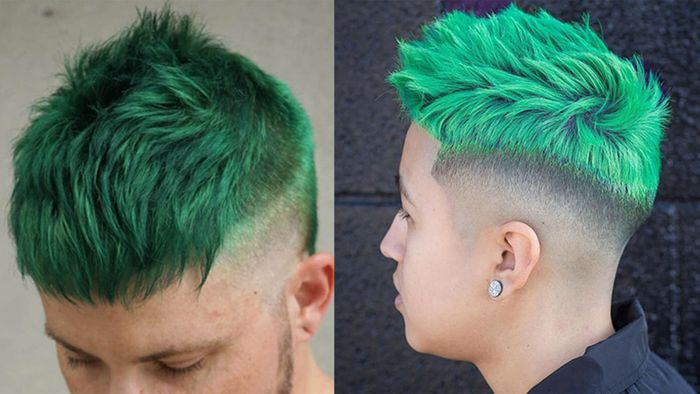 Undercut nhuộm màu xanh lá cây là kiểu tóc mang lại một vẻ ngoài tự nhiên và tươi mới, với màu tóc “nổi bật”. Màu xanh lá cây tươi sáng kết hợp với phần tóc hai bên cắt ngắn, tạo nên một diện mạo đầy sức sống và hấp dẫn.